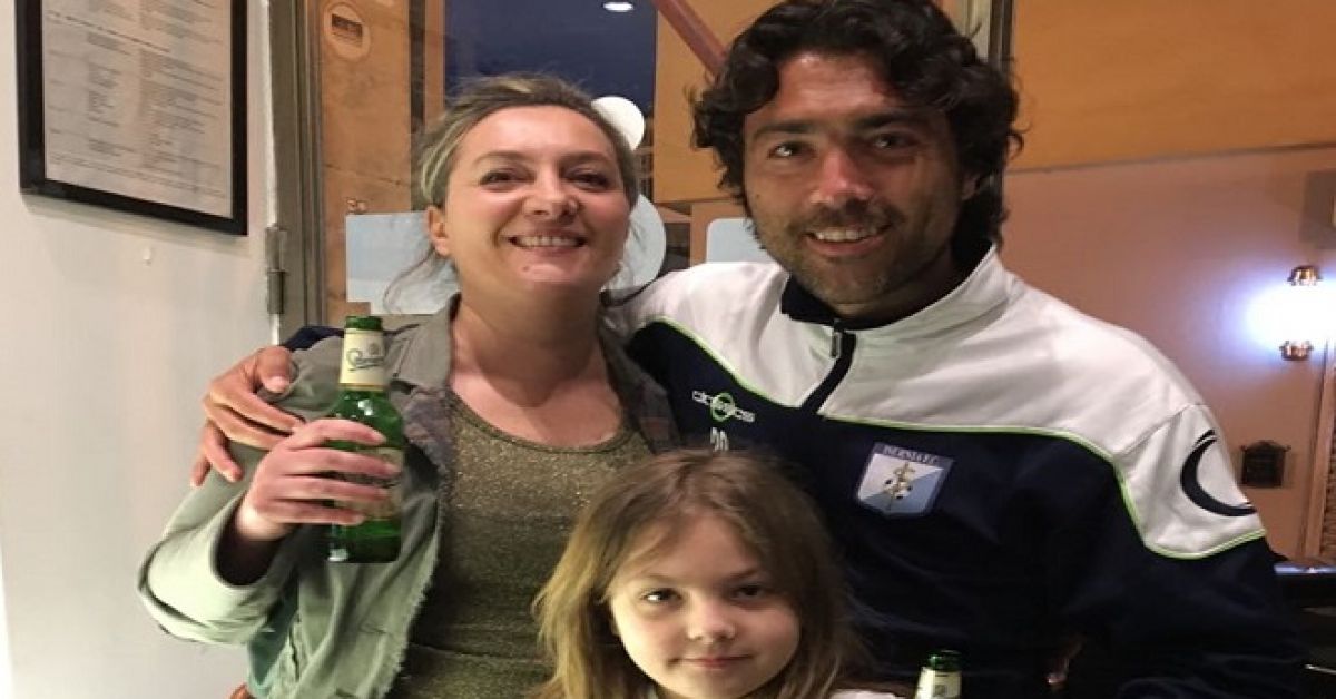 Iaboni festeggia la vittoria del campionato con la moglie Valeria e la figlia Benedetta