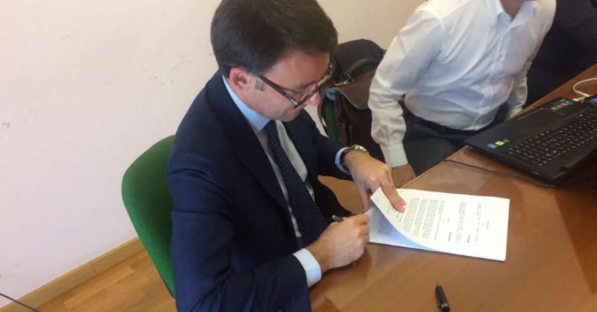 Ernesto Penzi alla firma del preliminare la scorsa estate