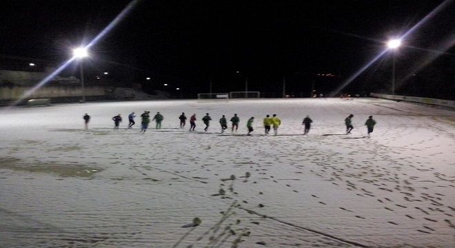 La squadra del Tossicia in allenamento in settimana sopra la neve
