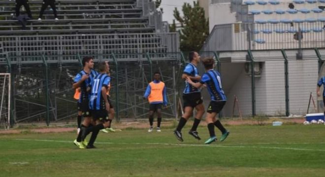 Tonfo L'Aquila, l'Angolana cala il tris (3-0)